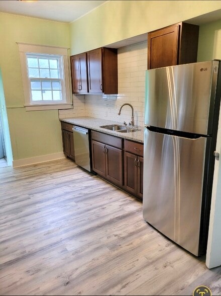 Building Photo - 2780 Girdle Rd