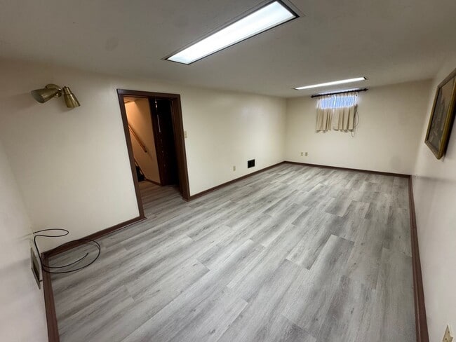 Building Photo - 2600 Harrison Ave