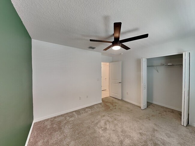 Building Photo - 1918 Birnham Wood Bnd