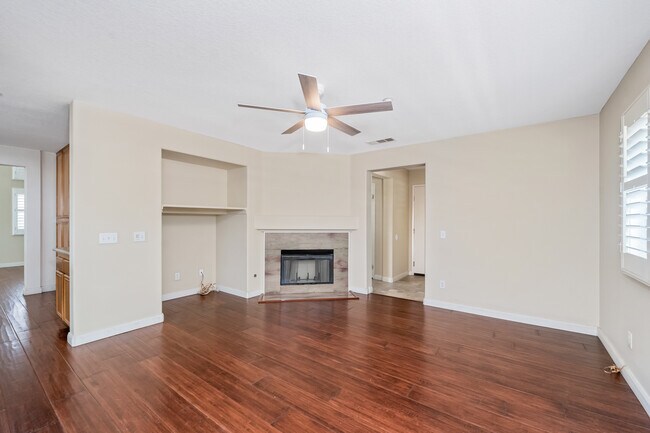 Building Photo - 29557 Crest View Ln