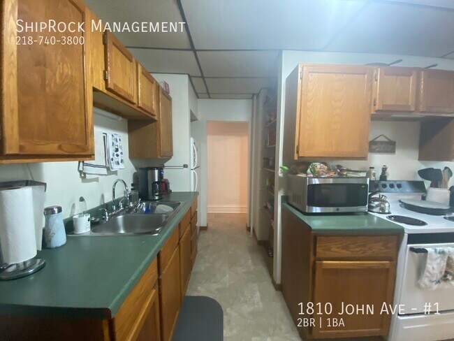 Building Photo - 1810 John Ave