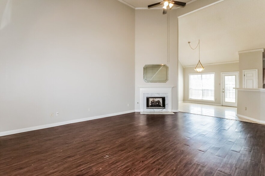 Building Photo - 3143 Woodland Pine Dr