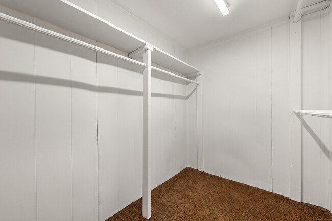 Building Photo - 316 Jinny Hill Rd