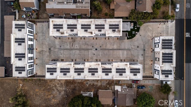 Building Photo - 9613 Juniper Ave