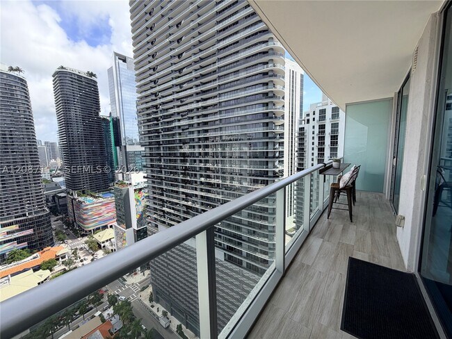 Building Photo - 1100 S Miami Ave