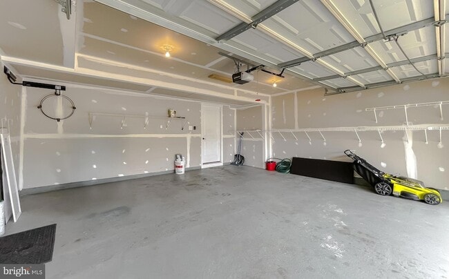 Building Photo - 1029 Agricopia Dr