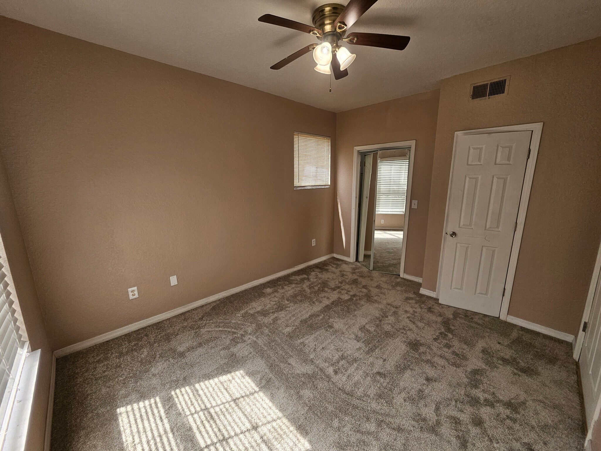 Building Photo - 5525 Pga Blvd