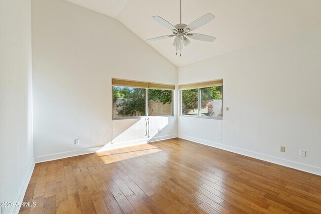 Building Photo - 10077 E Calle De Cielo Cir