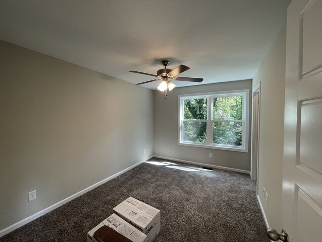 Building Photo - 316 Natcor Dr