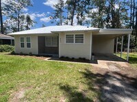 Building Photo - 2 Bedroom House - Walk to VSU!
