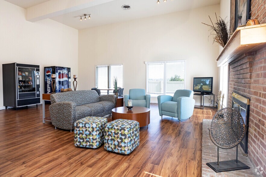 Interior Photo - Pear Tree