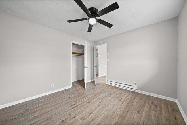 Building Photo - 111 Tandy Dr