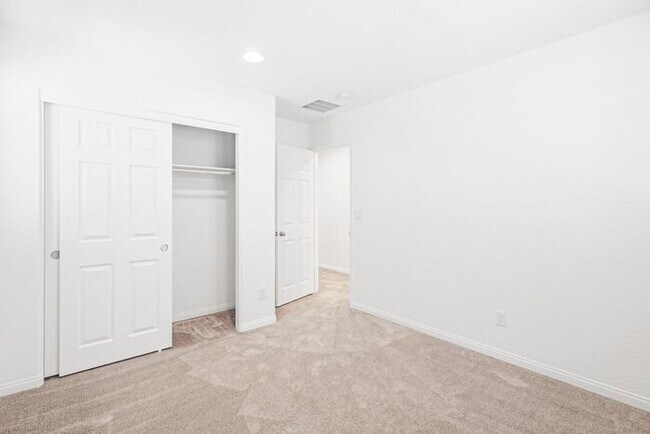 Building Photo - Spacious 4-Bedroom Home with Pool, Spa & Covered Patio