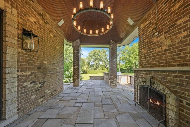 Building Photo - 6403 S Garfield St