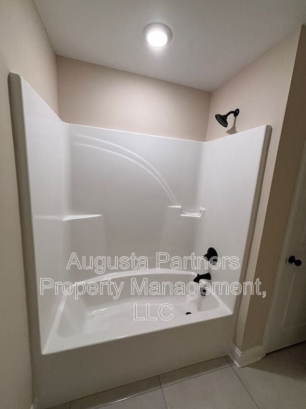 Building Photo - 1552 Baldwin Lakes Dr