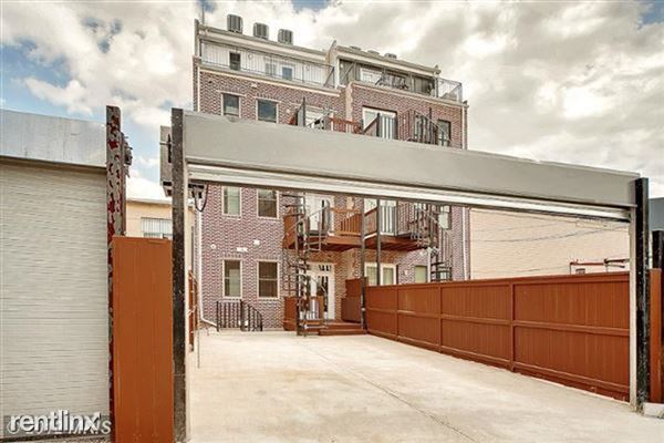 Building Photo - 2108 10th St NW