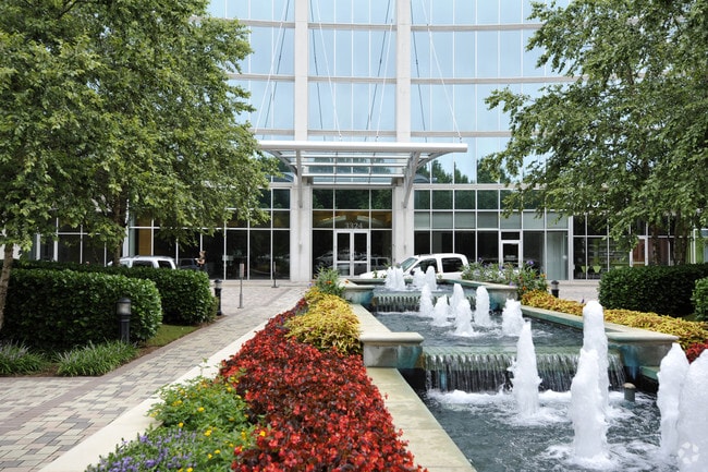 Building Photo - Realm Condominiums