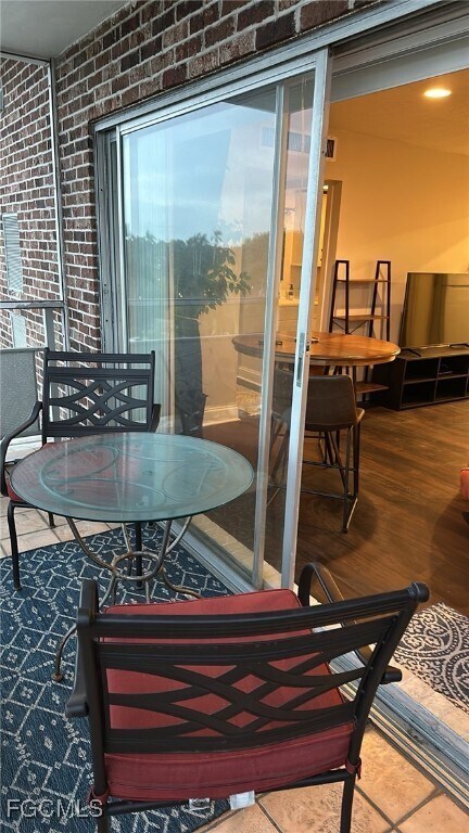 Building Photo - 2350 W First St