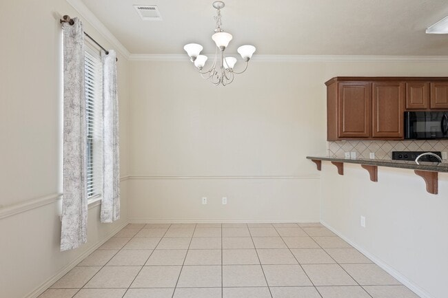 Building Photo - 163 Forest Dr Loop