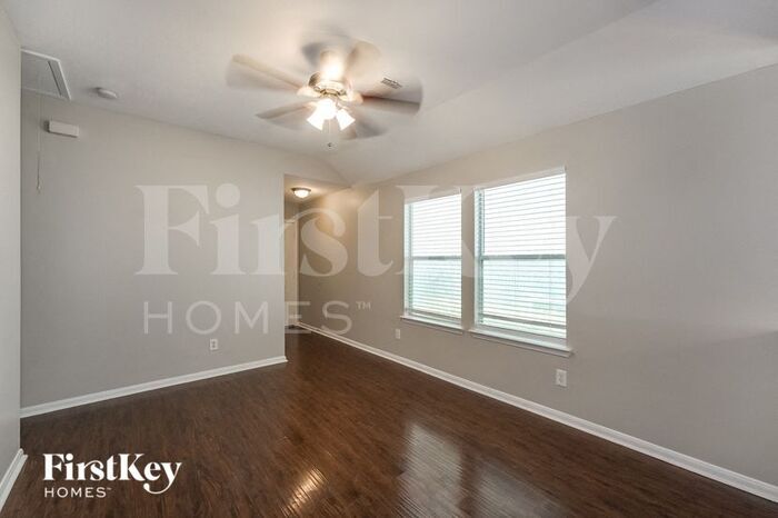 Building Photo - 6315 Austinville Dr