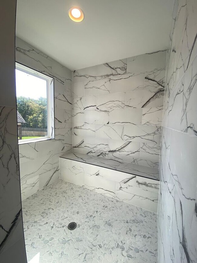 Building Photo - Beautiful New Construction in Madison - 3 Bed 2 Bath - Utilities & Lawncare Included