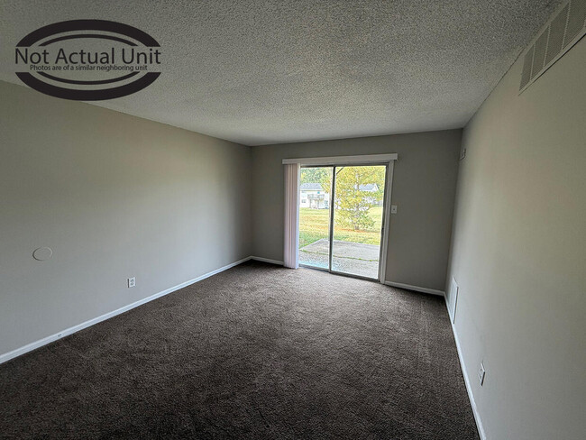 Building Photo - 7305 N Moberly Dr