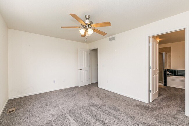 Building Photo - Desirable Sage Creek Living | Open Layout + Stunning Primary Suite