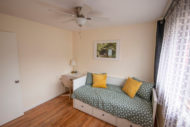 2nd Bedroom - 9224 N Tyler Ave