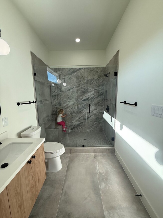 Building Photo - 1815 McKee St