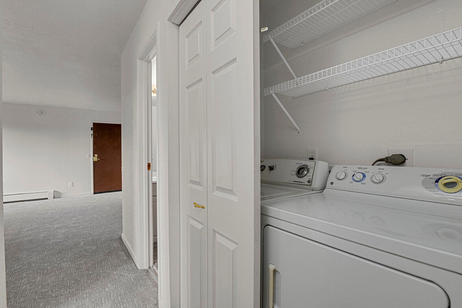 Laundry - 381 S Ames St