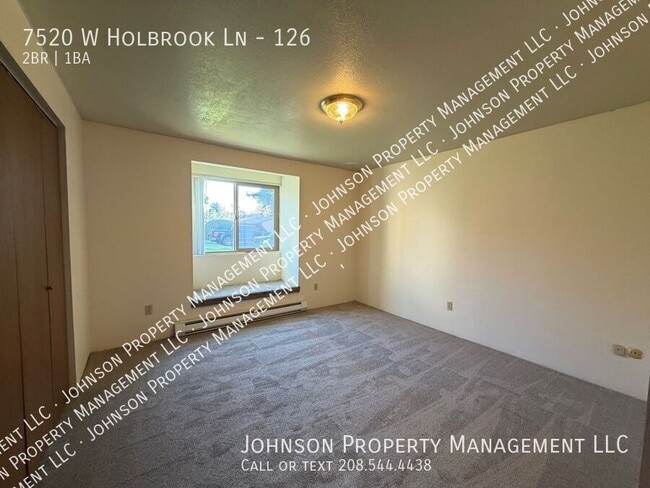 Building Photo - 7520 W Holbrook Ln