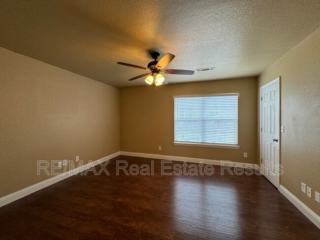 Building Photo - 1523 N Dawn Dr