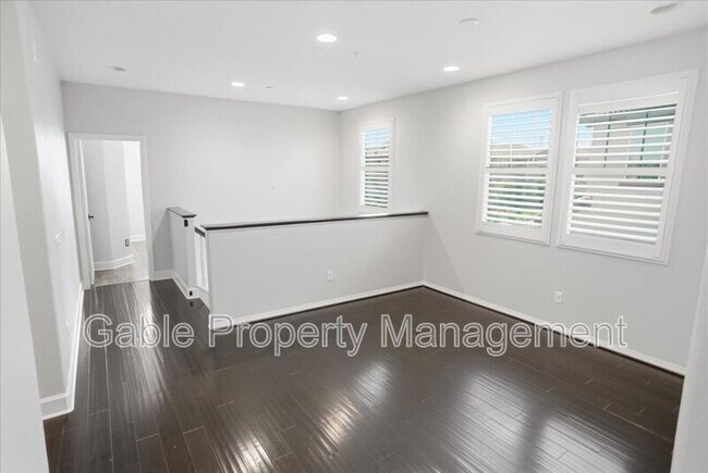 Building Photo - 24313 La Montura Dr