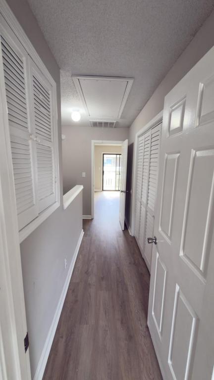 Building Photo - 409 Garden Dr