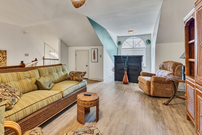 Building Photo - 224 Glenstone Cir