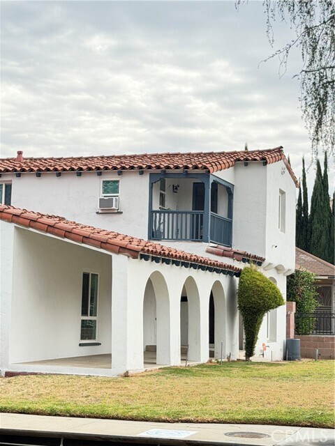 Building Photo - 5703 Golden West Ave