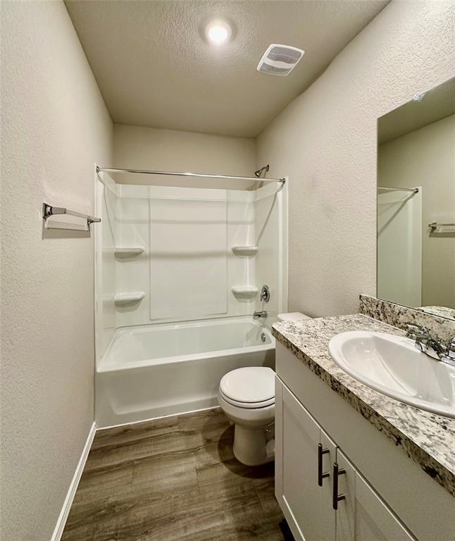 Building Photo - 335 Cumberland Forest Dr