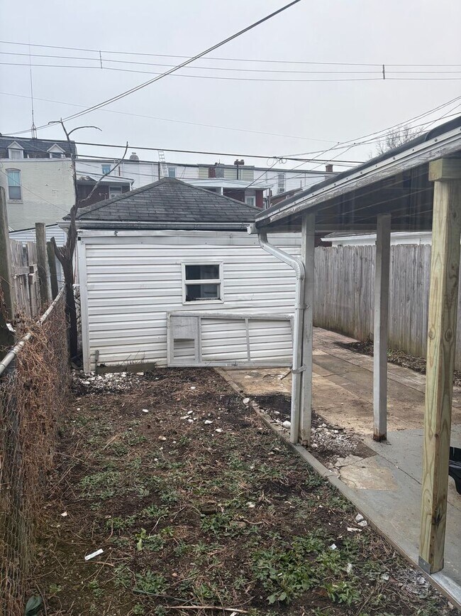 Building Photo - Fully Renovated Spacious 4 Bedroom 1.5 Bath House, Garage-York City SD