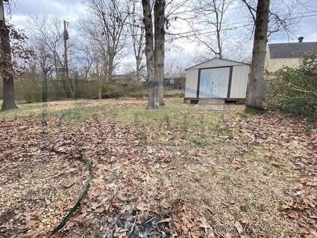 Building Photo - Lakewood 3 Bedroom Home