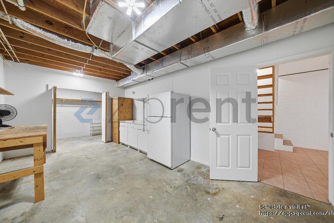 Building Photo - 103 Autumn Ln