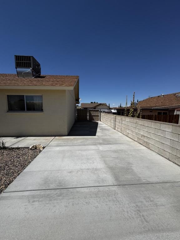 Building Photo - 988 Shadow Crest Cir