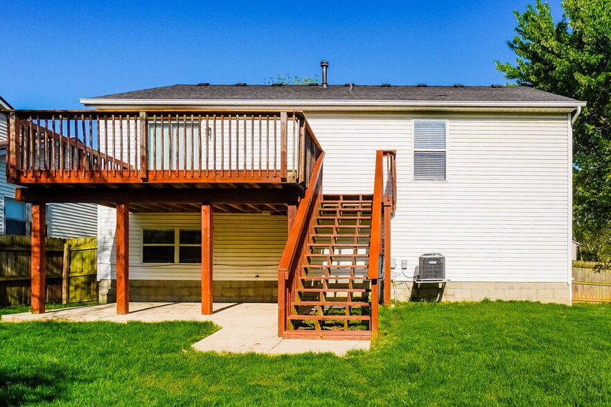 Building Photo - 1324 Winesap Dr