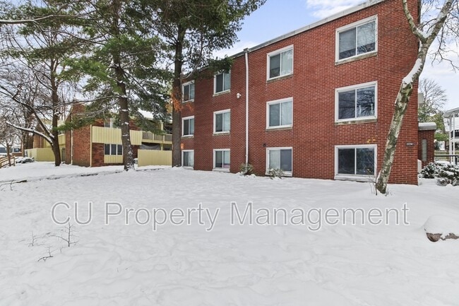 Building Photo - 709 W Church St