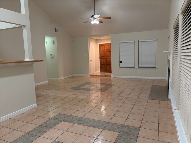 Building Photo - 7659 Alcomita Dr