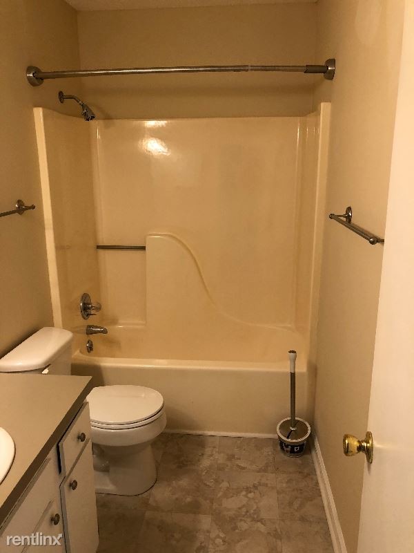 Building Photo - 2 br, 2 bath Condo - 2108 Tiffany Drive