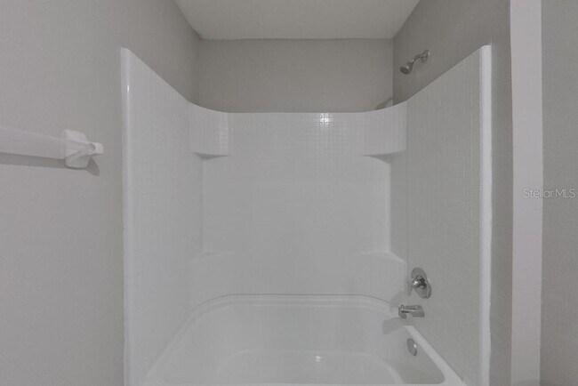 Building Photo - 8684 SW 44th Ct