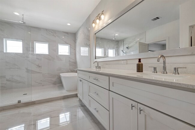 Building Photo - 8706 Ojeman Crk Ln