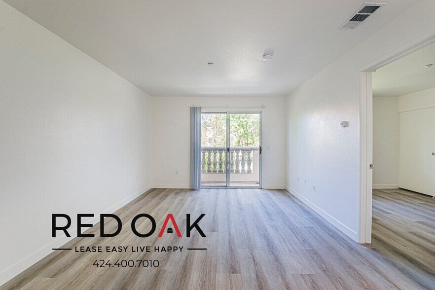 Building Photo - 32325 S Pasadena St