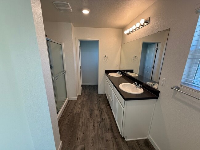 Building Photo - 4364 White Ash Ln