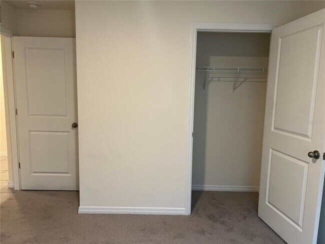 Building Photo - 5070 SW 88th St
